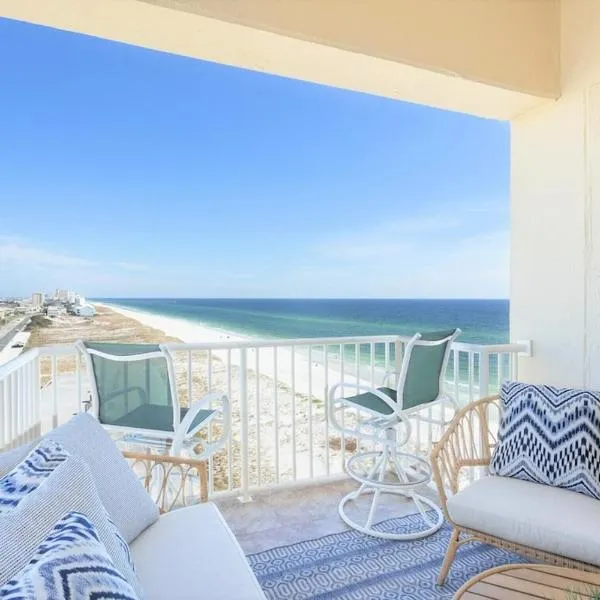 Ocean Front Penthouse Suite Panoramic Views of Gulf,Pensacola Beach,Pier, & Bay, hotel u gradu 'Pensacola Beach'