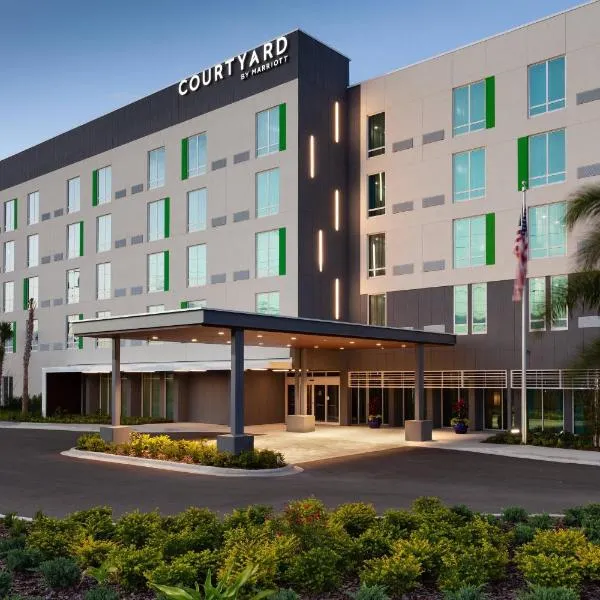 Courtyard by Marriott Winter Haven, hotell i Winter Haven