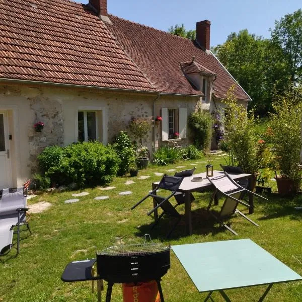 Gite de la Pierre Bleue, Maison à la campagne, Atelier d'Artiste, Hotel in Verdon