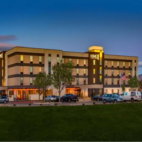 Home2 Suites By Hilton Reno, hotel di Reno