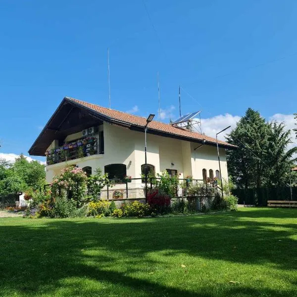 Villa Janet, hotel di Dolna Banya