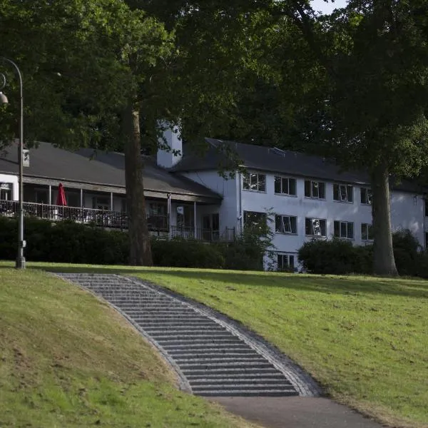 Hotel Strandparken, hotel em Orø