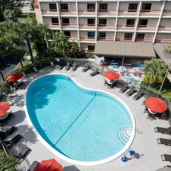 Red Roof PLUS Miami Airport, hotel i Miami