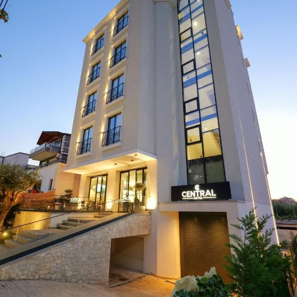 Hotel Central, hotel a Aliban