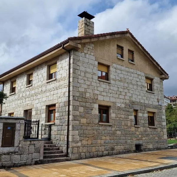 Los Kukos Casa Rural, hotel a Boca de Huérgano