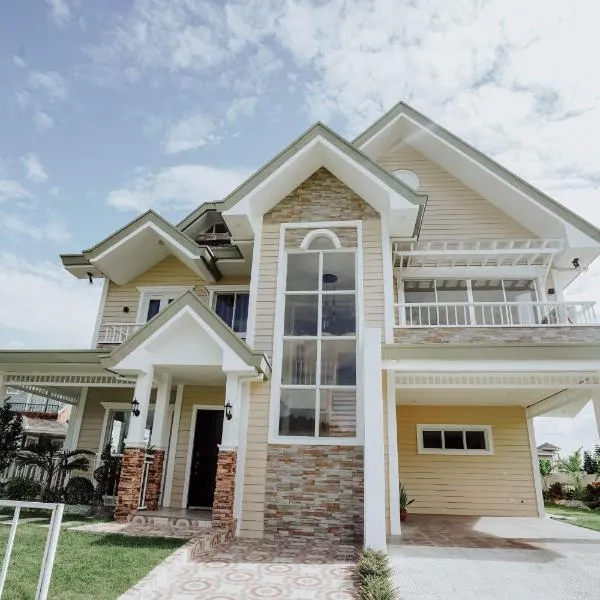 Cozy crib in Saratoga with Jacuzzi, ξενοδοχείο σε Tanauan