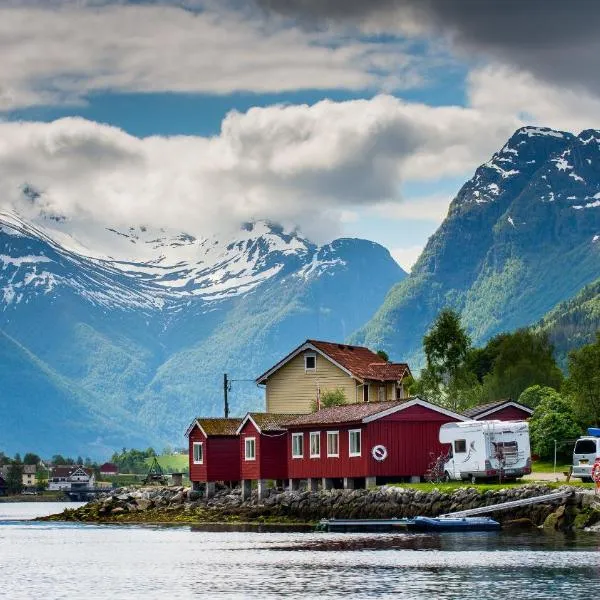 Nesset Fjordcamping, ξενοδοχείο σε Olden