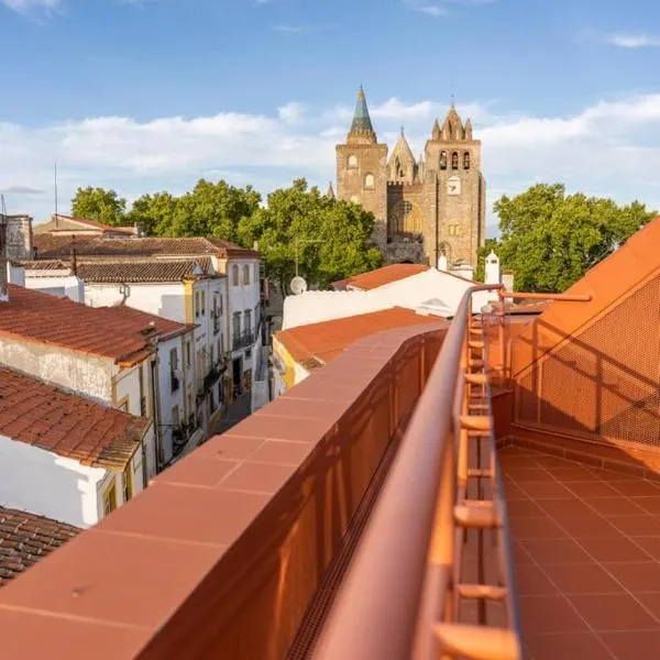 Guest House - Palácio Diana, hotel sa Évora