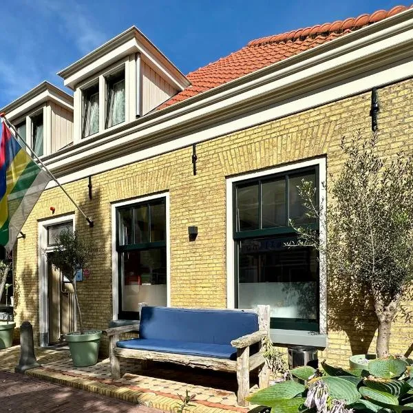 Hotel Buren โรงแรมในHoorn