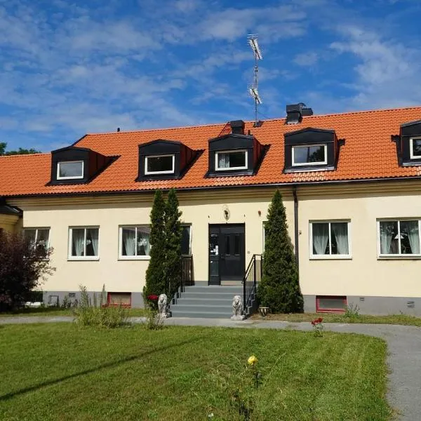 Ekängens Pensionat Garde, хотел в Ljugarn