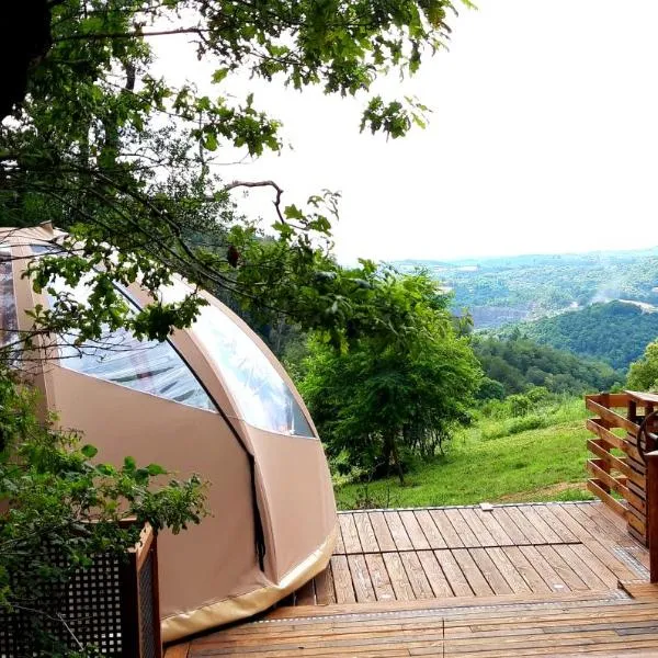 Le Mobil'Dôme à Marie, hotel v destinaci La Salvetat