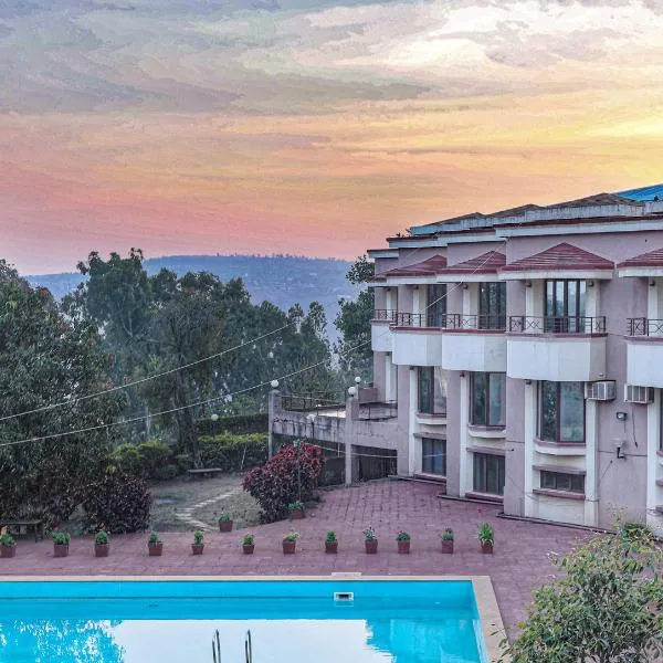 The Dhanhills - a valley view hotel in panchgani, מלון בפנצ'גאני