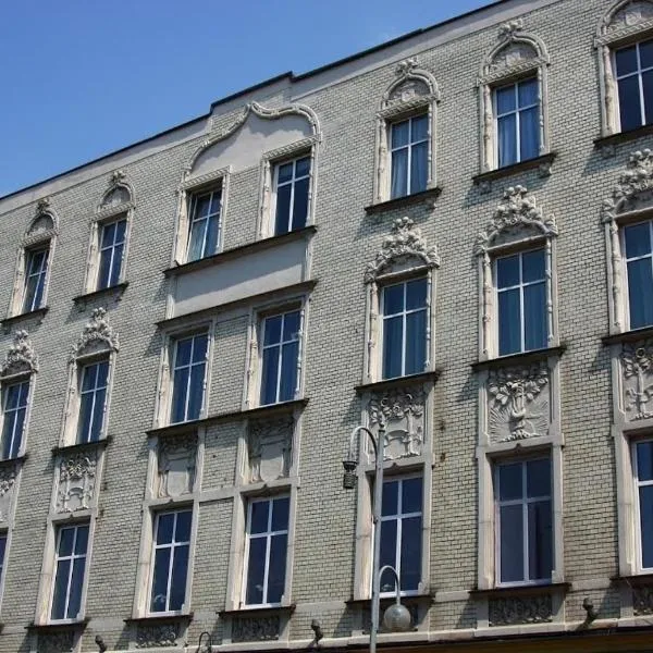 Hotel KOLODZIEJ, hotel a Rogoźnik