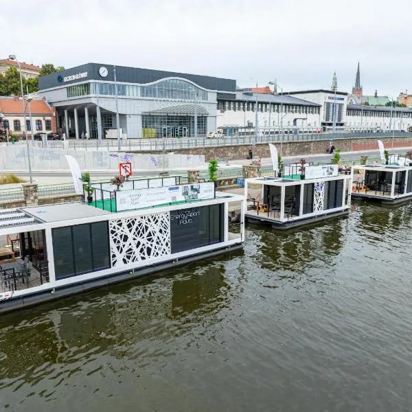 EnergyApart Aqua domki na wodzie Houseboat โรงแรมในกรีฟิโน