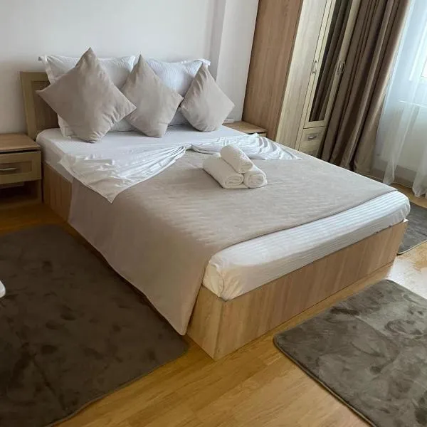 Zlata Tiny Home, hotel a Tisăuţi