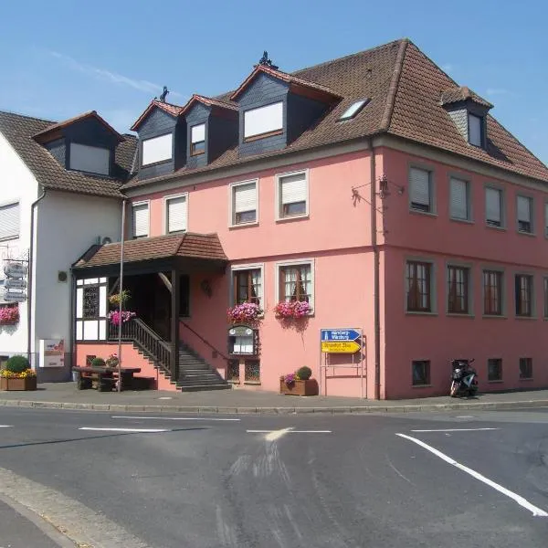 Hotel Schwarzes Ross, hotel a Kitzingen