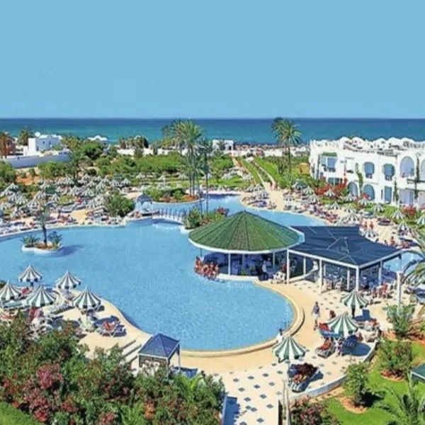 Djerba Holiday Beach โรงแรมในไมดูน