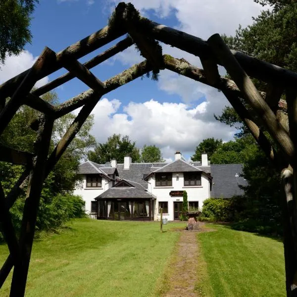 The Factor's Inn & Factor's Cottage, hotelli kohteessa Fort William