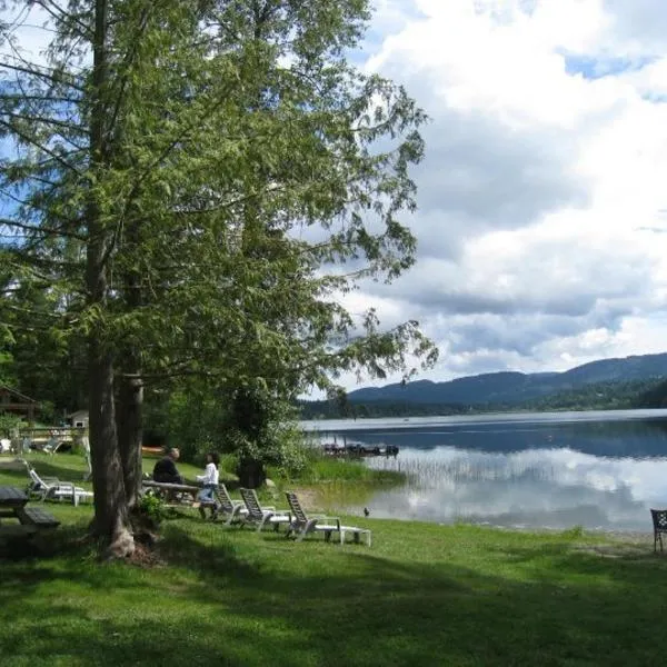 Green Acres Lakeside Resort Salt Spring Island, hotel in Fulford Harbour