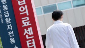 내년 의사 국시에 364명만 지원, 응시율 11%…신규 의사 배출 비상