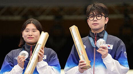 ‘밀레니엄 베이비’ 박하준-금지현 은빛 총성, 파리올림픽 한국 선수단 첫 메달 명중