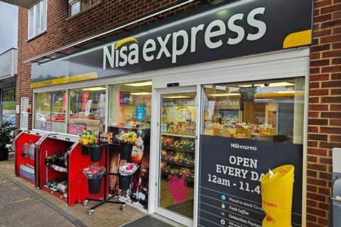 Nisa Express Trident 7