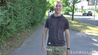 EastBoys POV vol 6 - Primera mamada - Casper Ivarsson