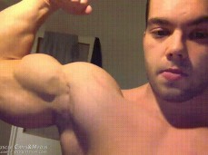 bicep flex 1 gif