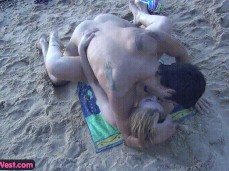 beach lov gif