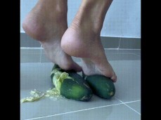 veg crush gif