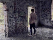 Bearded muscle hunk Kostya Kazenny waiting in an abondoned building 0022-1 gif