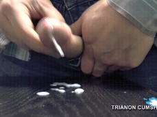 Trianon cumshot #036 gif