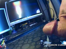 Trianon cumshot #039 gif