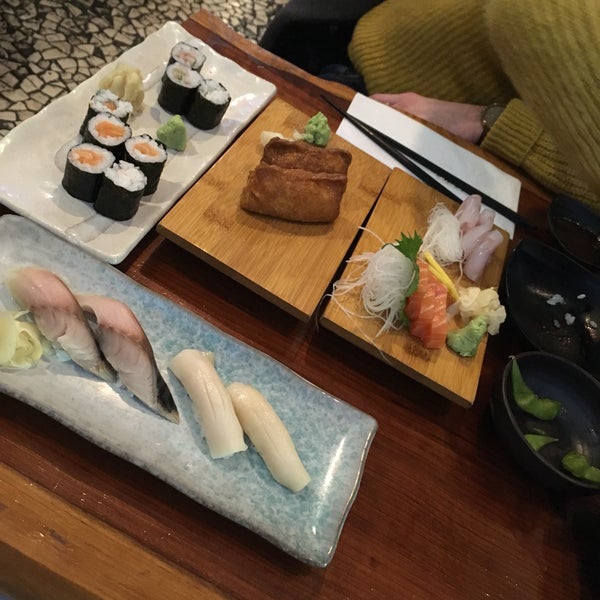 Foto tirada no(a) Sushinoen por Gemma em 12/30/2017