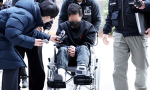 아내에 성인방송 출연 ‘협박·감금’ 전직 군인 징역 7년 구형