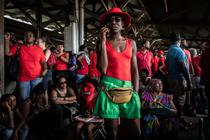 Des partisans du Rassemblement pour la Protection des Peuples et des Ressources afro-caribéens, le mouvement à l’origine de la mobilisation, lors d’un rassemblement à Fort-de-France, le 19 octobre 2024.