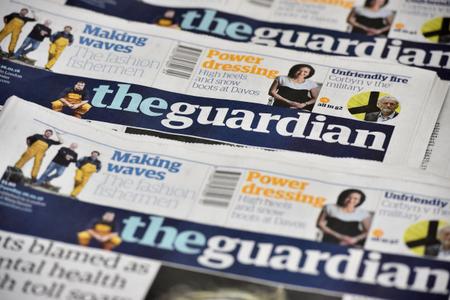 Des unes du « Guardian », à Londres, le 26 janvier 2016. 