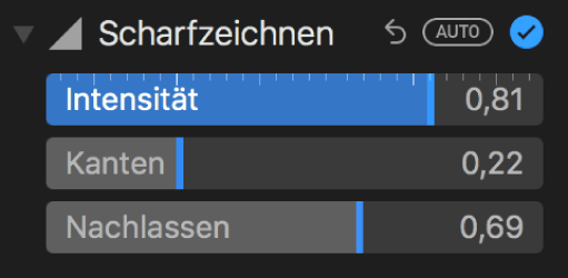 Steuerungen für „Scharfzeichnen“ im Bereich „Anpassen“