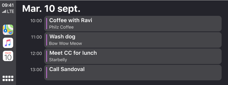 Un écran de calendrier dans CarPlay montrant 4 événements pour le mardi 10 septembre.