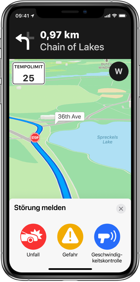 Eine Landkarte, auf der unten eine Karte mit der Beschriftung „Störung melden“ zu sehen ist. Auf der Routenkarte befinden sich die Tasten „Unfall“, „Gefahr“ und „Geschwindigkeitskontrolle“.
