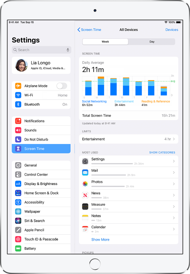 A Screen Time weekly report showing the total amount of time spent on apps, by category and by app.