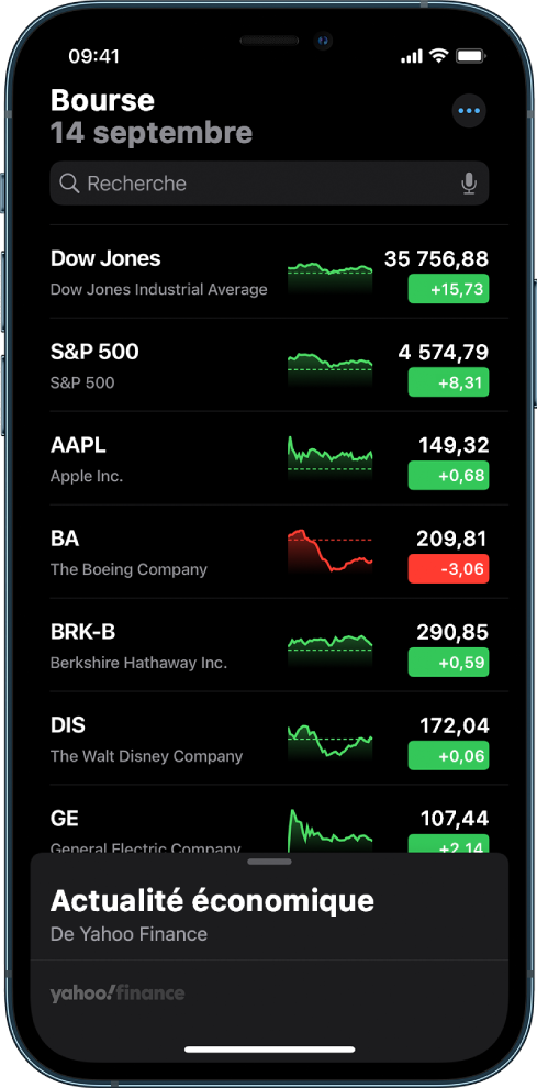 Une liste de suivi avec une liste de diverses actions. Chaque action de la liste affiche, de gauche à droite, le symbole et le nom de l’action, un graphique des performances, le cours de l’action et les évolutions du cours. En haut de l’écran, au-dessus de la liste de suivi, se trouve le champ de recherche. Sous la liste de suivi se trouve Business News. Balayez Business News vers le haut pour afficher des articles.