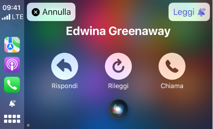 Siri che mostra le opzioni Rispondi, “Leggi di nuovo” e chiama per un messaggio di testo in arrivo in CarPlay. In alto a sinistra è presente il pulsante Annulla, in alto a destra è presente il pulsante Leggi.
