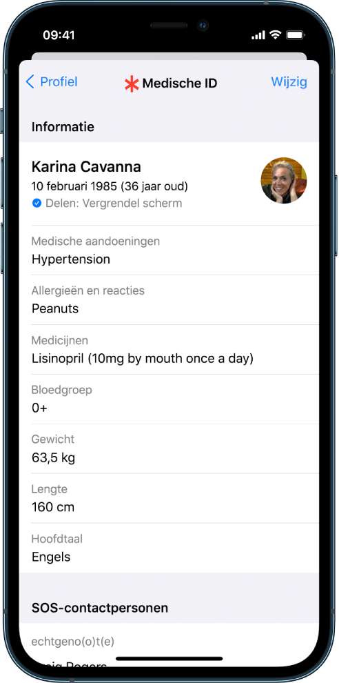 Een scherm van je medische ID met gegevens zoals geboortedatum, medische aandoeningen, medicatie en een contact voor noodgevallen.
