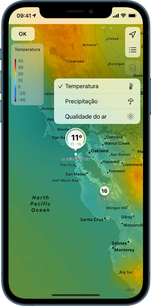 Um mapa de temperatura da área circundante preenche o ecrã. No canto superior direito, de cima para baixo, estão os botões “Localização atual” e “Localizações favoritas”. Um menu no meio do ecrã mostra os seguintes botões para alterar a apresentação do ecrã: Temperatura, Precipitação e Qualidade do ar. No canto superior esquerdo encontra‑se o botão OK.