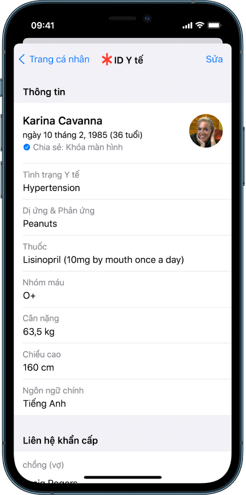 Một màn hình ID y tế chứa thông tin bao gồm ngày sinh, tình trạng y tế, thuốc và một liên hệ khẩn cấp.