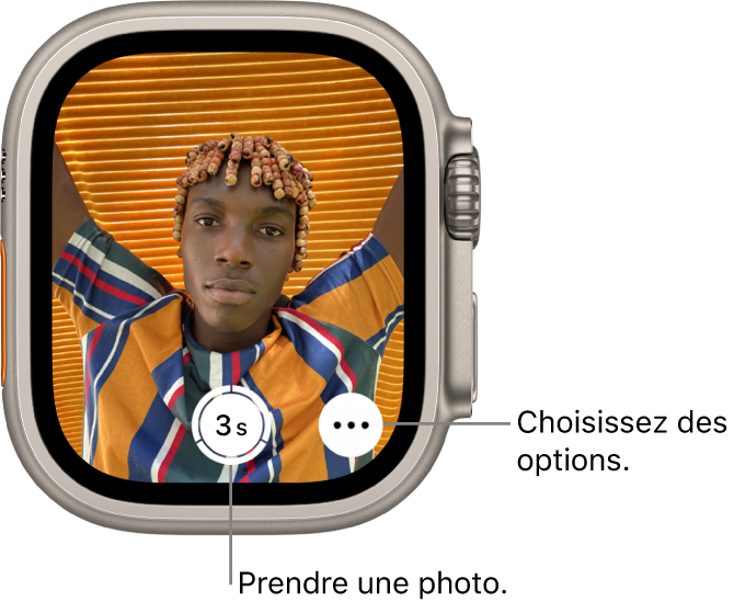 Lorsque vous l’utilisez comme télécommande d’appareil photo, l’Apple Watch affiche le viseur de l’appareil photo de l’iPhone. Le bouton « Prendre une photo » se trouve en bas au centre avec le bouton « Plus d’options » à droite. Si vous avez pris une photo, la visionneuse de photos se trouve en bas à gauche de l’écran.