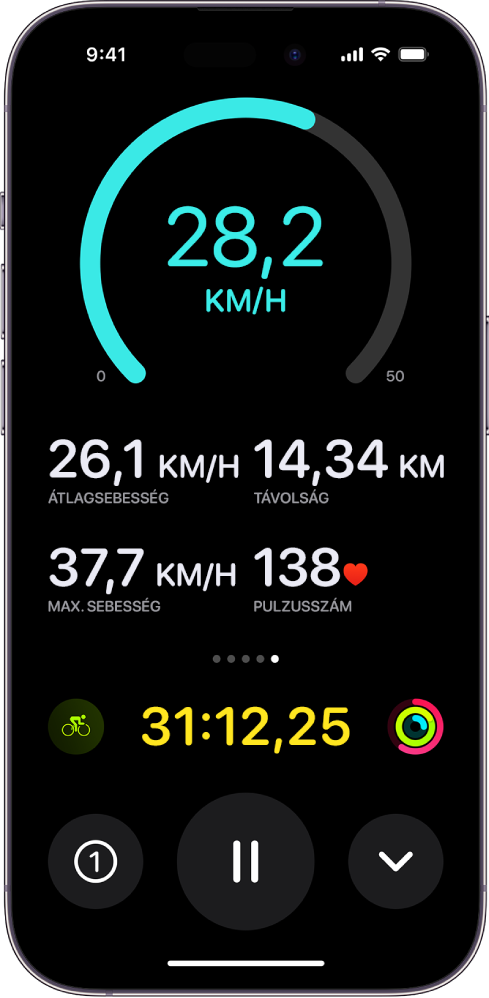Egy folyamatban lévő bicikliedzés Élő tevékenységként az iPhone-on az edzés sebességével, az átlagsebességgel, a megtett távolsággal, a maximális sebességgel, a pulzusszámmal és az eltelt teljes idővel.