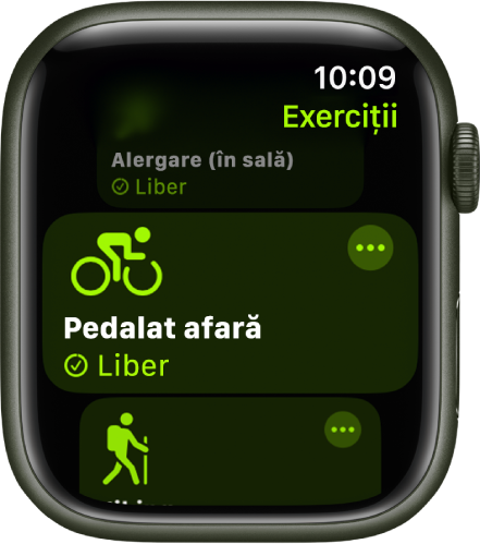 Ecranul Exerciții cu exercițiul Ciclism (afară) evidențiat. Butonul Mai multe se află în colțul din dreapta sus al ferestrei exercițiului.