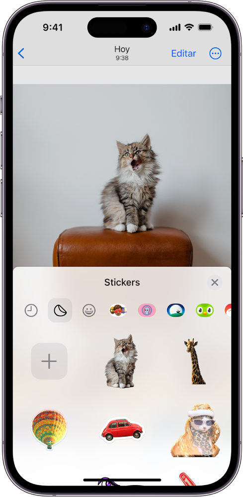 Se muestra una foto en la app Fotos como sticker en la sección de stickers.